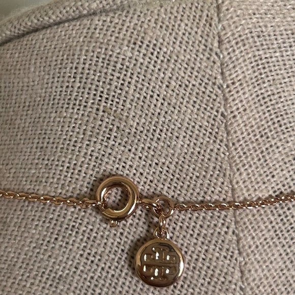 Tory Burch HEART Mother of Pearl Necklace ROSE GOLD NWOT - Picture 5 of 6
